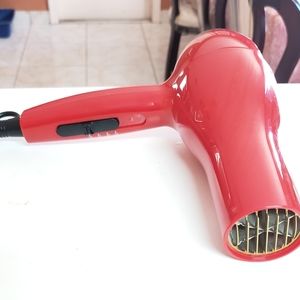 Blow dryer